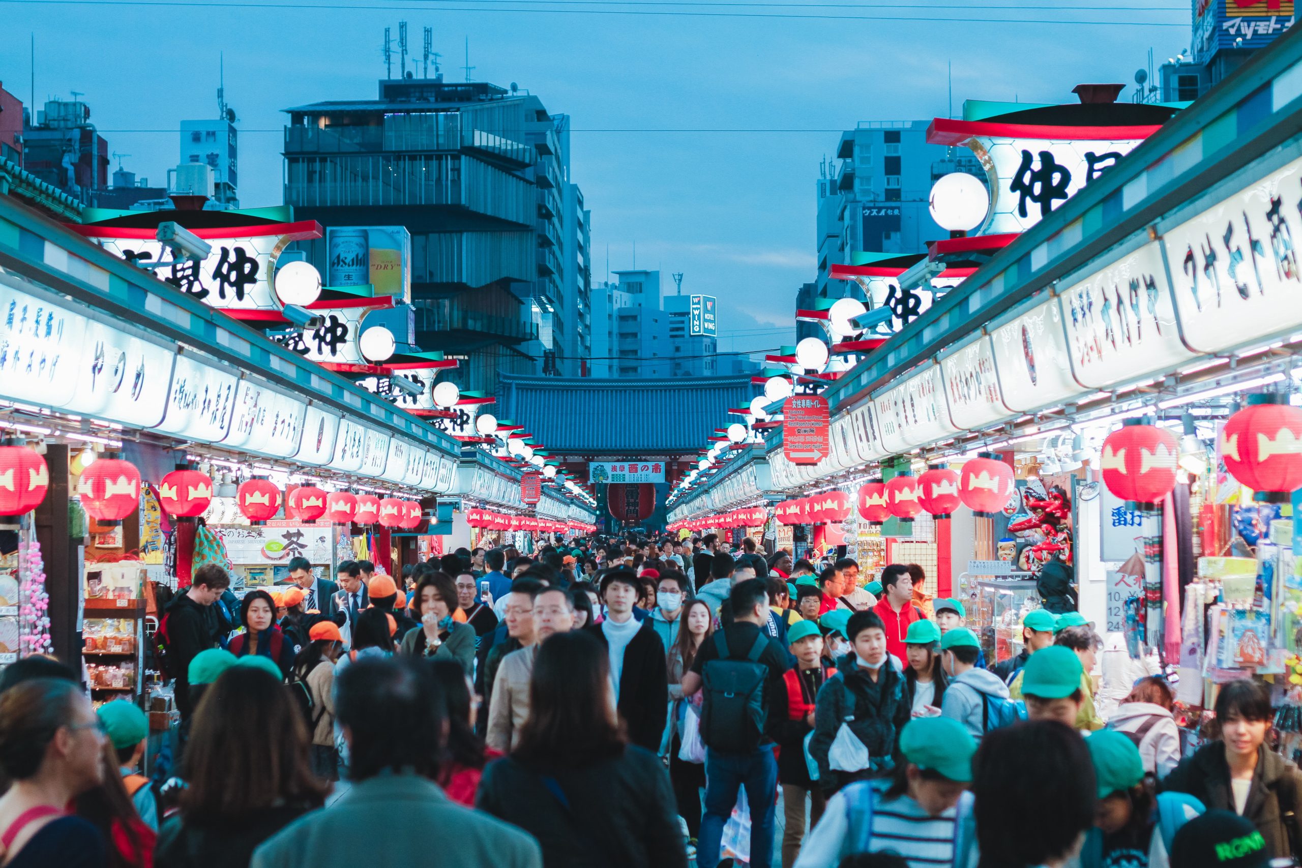 【マーケティング】市場の状態を知らないと危険｜プロダクトライフサイクルごとの顧客層ーイノベータ理論